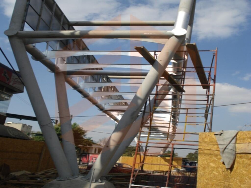 Accesorios para construcción y mantenimiento de puentes: juntas de dilatación, barras Dywidag y apoyos POT